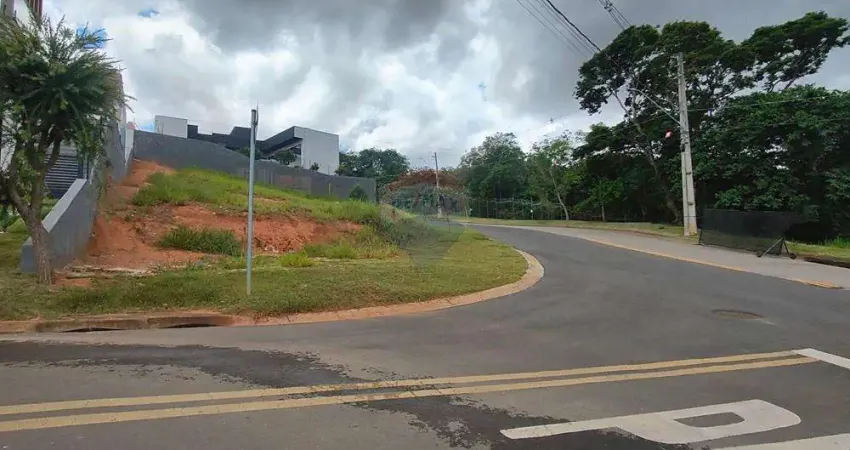 Lote de esquina à venda no condomínio campos do conde em bragança paulista!