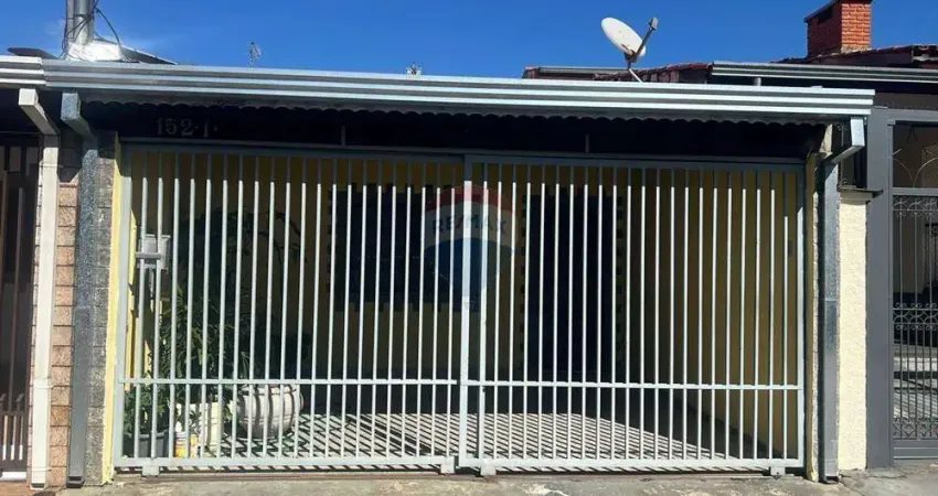 Casa com 2 dormitórios e 2 vagas de garagem no Residencial São Lourenço em Bragança Paulista!