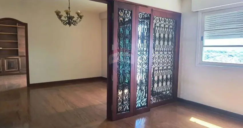 Amplo apartamento  para locação no centro de bragança paulista.