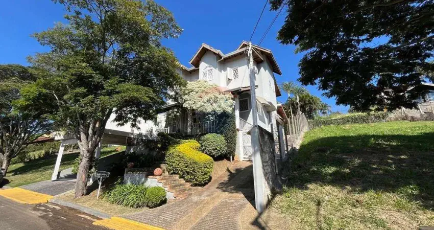Sua Casa dos Sonhos com 4 dormitórios, sendo 3 suítes e área de lazer completa no Condomínio Santa Helena III em Bragança Paulista.