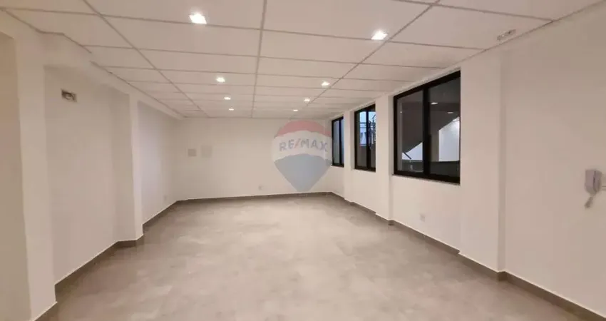 Sala comercial para locação com vista para o Lago do Taboão – Bragança Paulista-SP