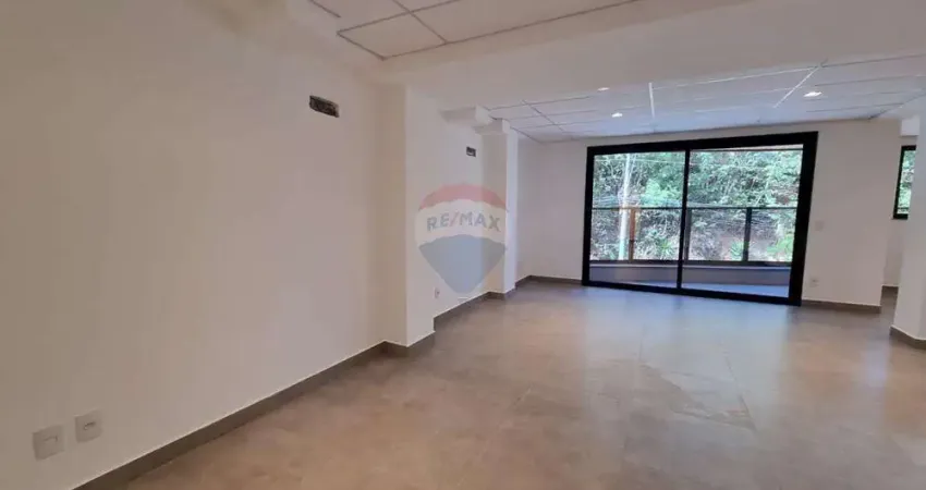 Sala comercial para locação com varanda privativa e vista para o Lago do Taboão – Bragança Paulista-SP