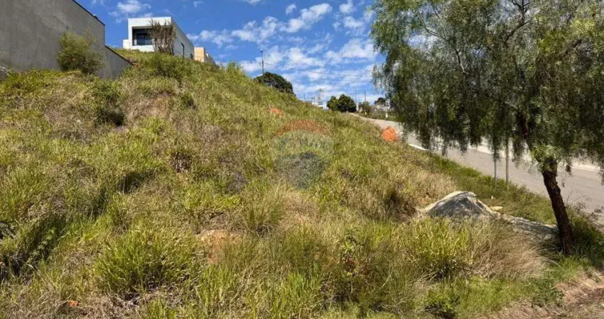 Terreno de esquina à venda no 'residencial villa verde'  rua tucunaré