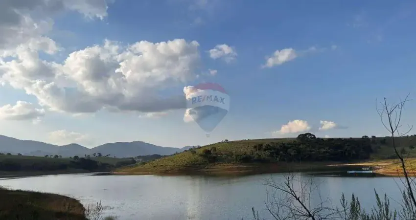 Terreno à venda no Centro, Joanópolis