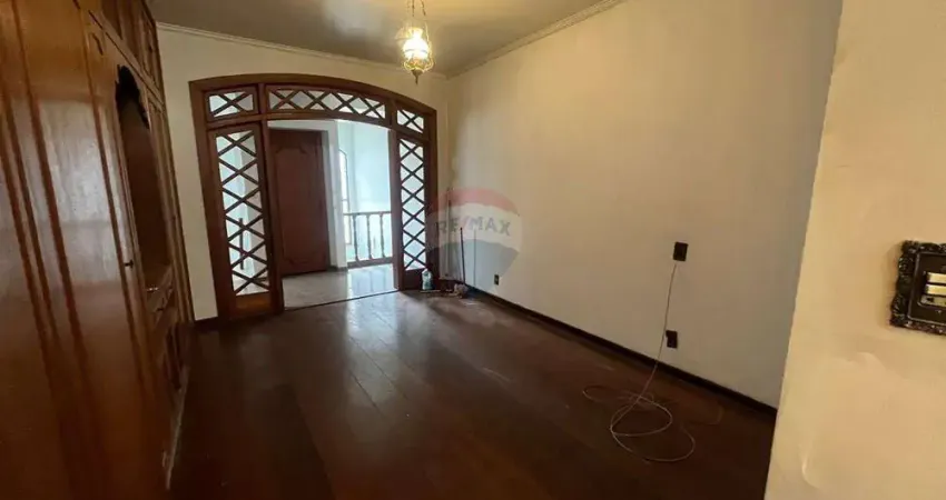 Casa com 3 quartos para alugar no Centro, Bragança Paulista 