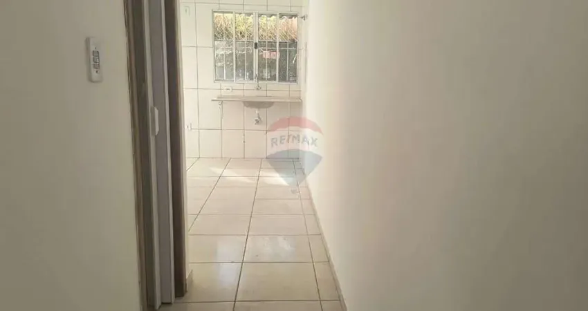 Casa com 2 quartos para alugar na Rua Luiz Carlos Bonucci Filócomo, 375, Residencial Hípica Jaguari, Bragança Paulista