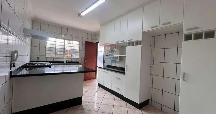 Casa com 2 quartos para alugar no Centro, Bragança Paulista