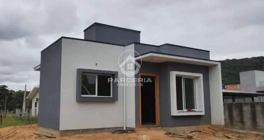 Casa para Venda em Garopaba, Ressacada, 2 dormitórios, 1 banheiro, 1 vaga