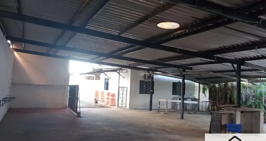 Alugo  Casa e Galpão  em  Arembepe Prox.: Condomínio e Comercio