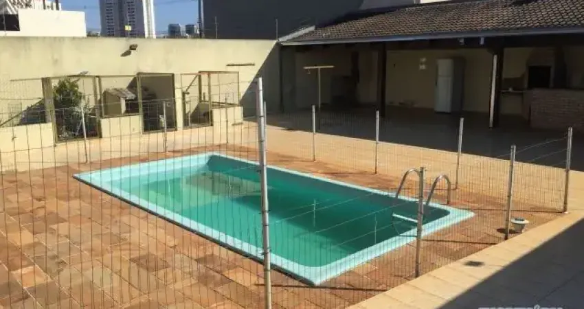 Casa com 3 quartos à venda no Parque Residencial Alcântara, Londrina 