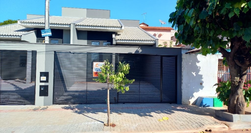 Casa com 3 quartos à venda na Rua Adriano Marino Gomes, Monte Belo, Londrina