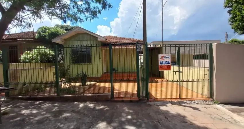 Casa com 3 quartos para alugar na Rua Guarujá, Jardim Flórida, Londrina