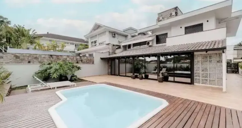 Casa em condomínio fechado com 4 quartos à venda no Boa Vista, Joinville 