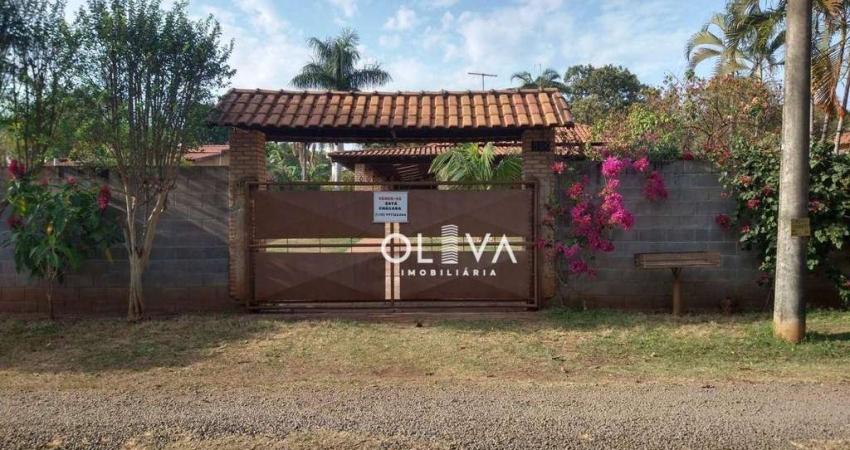 Chácara com 4 dormitórios à venda, 1000 m² por R$ 550.000 - Estância São Carlos - Guapiaçu/SP
