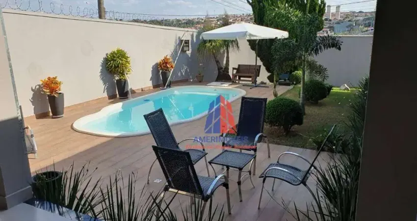 Casa com 3 dormitórios à venda, 206 m² por R$ 970.000 - Jardim Maria Helena - Nova Odessa/SP