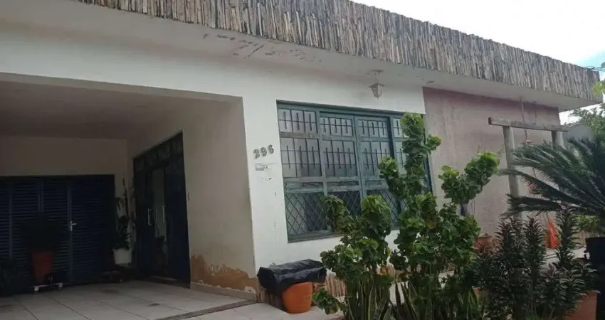 Casa com 3 quartos à venda na Rua 112, Setor Sul, Goiânia