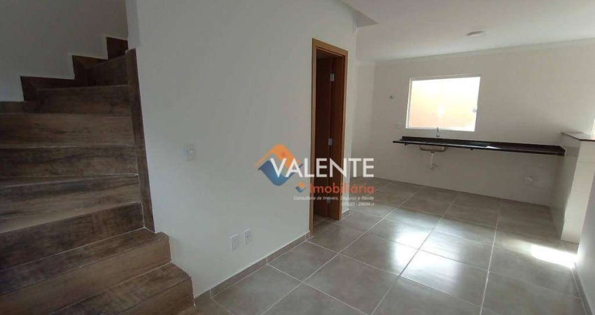Sobrado com 2 dormitórios à venda, 52 m² por R$ 280.000,00 - Caiçara - Praia Grande/SP