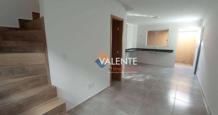 Sobrado com 2 dormitórios à venda, 55 m² por R$ 290.000,00 - Caiçara - Praia Grande/SP