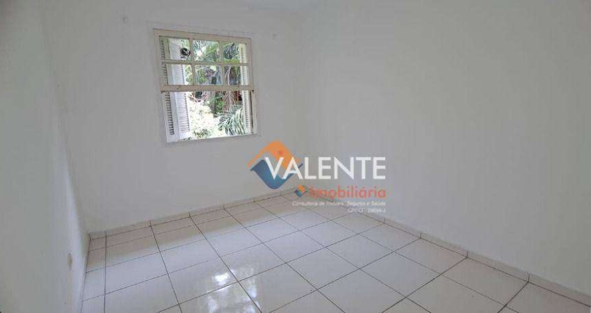 Apartamento com 2 dormitórios à venda, 55 m² por R$ 250.000,00 - Centro - São Vicente/SP
