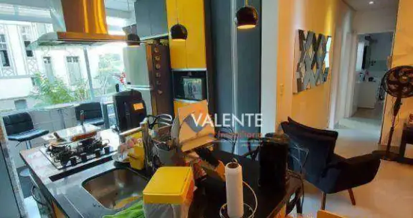 Apartamento com 3 dormitórios à venda, 97 m² por R$ 580.000,00 - Pompéia - Santos/SP