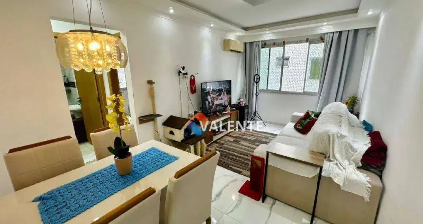 Apartamento totalmente reformado, com porcelanato, iluminação moderna e vendido porteira fechada!