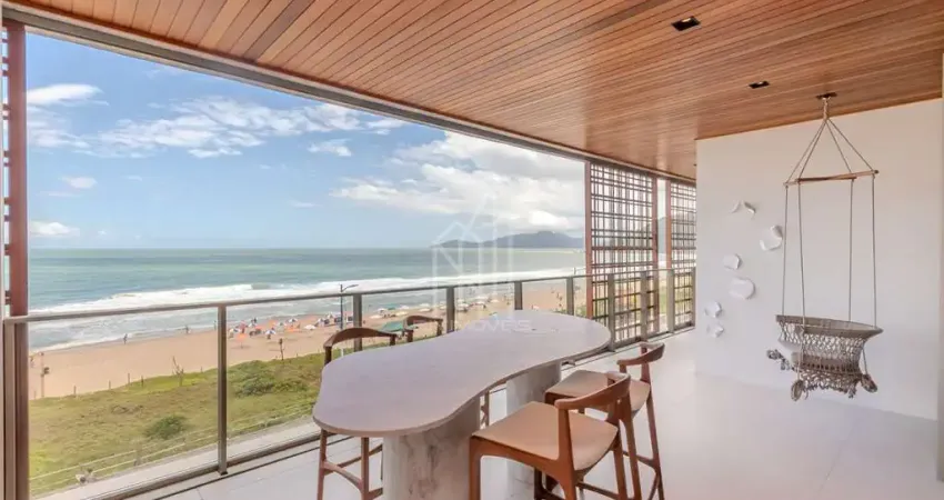 Apartamento decorado frente mar no tirreno residenziale praia brava