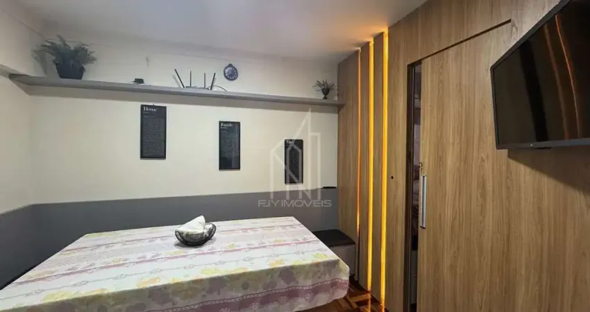 Apartamento quadra mar no edifício acácias em balneário camboriú