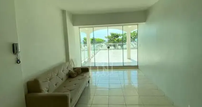 Apartamento frente mar no Edifício Albany