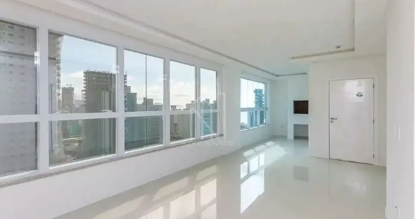 Apartamento com 3 quartos à venda na Rua 316, Meia Praia, Itapema