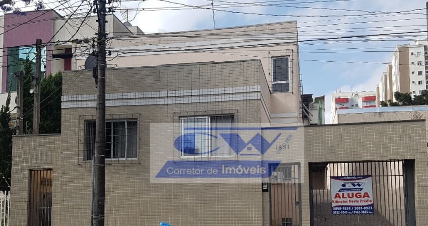 PRÉDIO COM 07 APARTAMENTOS COM 01 QUARTO CADA