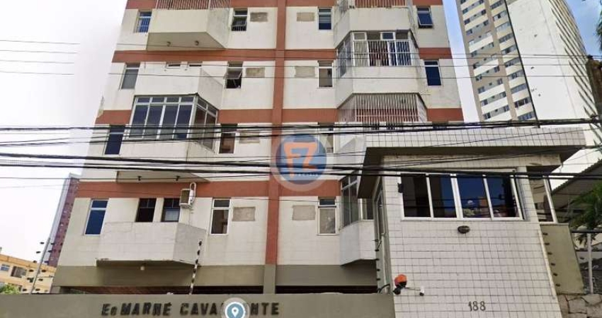 Apto a venda Bairro de Fatima, 120m2, 02 salas, 03 quartos sendo 01 suite. Fortaleza-Ce