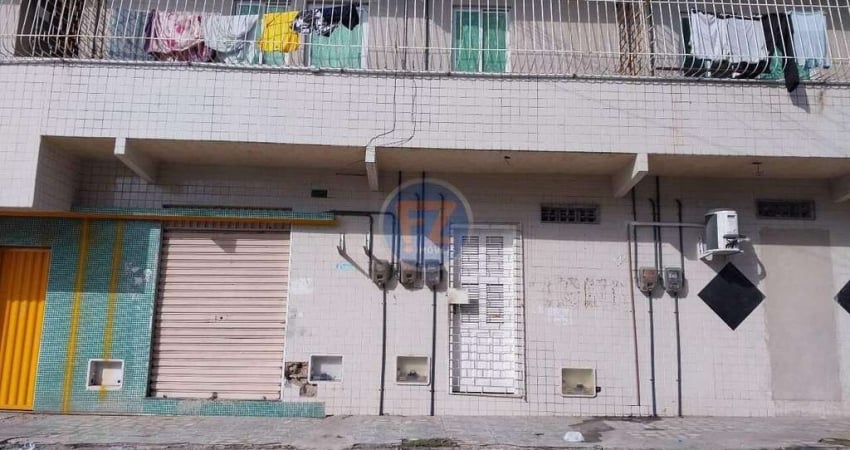 Casa com 2 quartos para alugar no Barroso, Fortaleza 