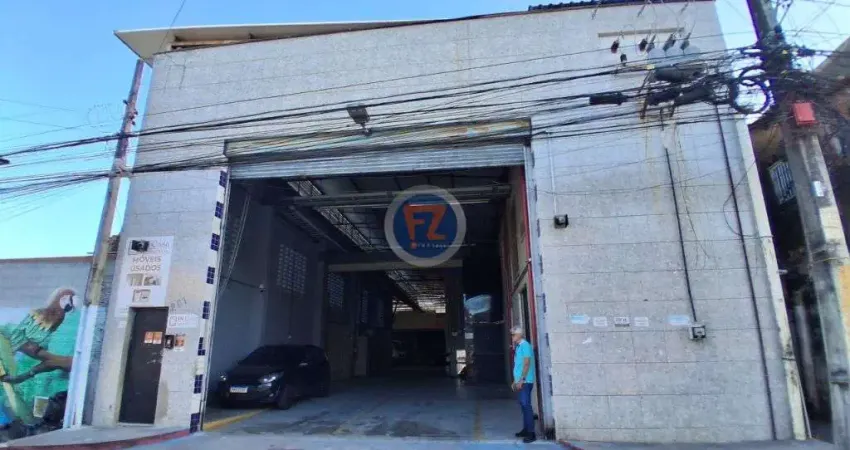 Barracão / Galpão / Depósito com 5 salas para alugar no Parquelândia, Fortaleza