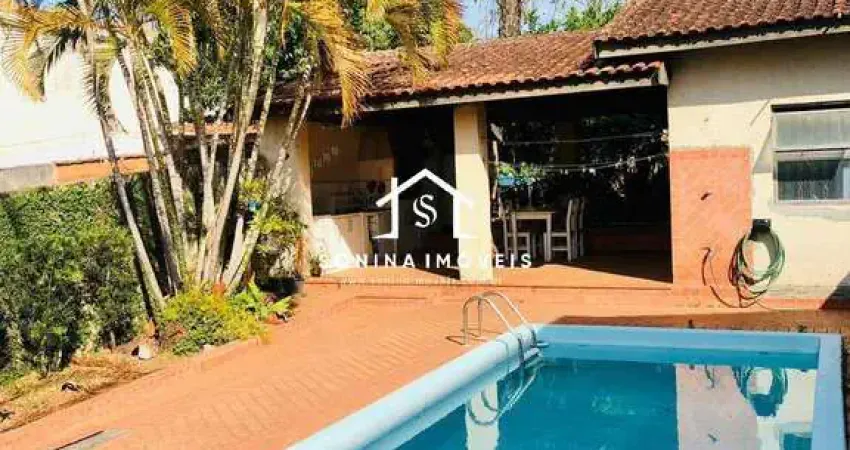 Casa com 4 quartos à venda no Centro, Atibaia