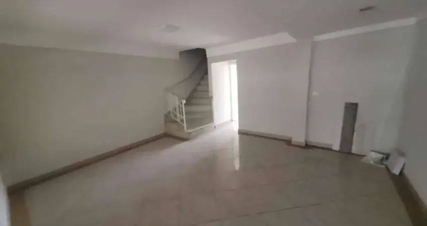 Casa com 2 quartos à venda na Rua Solidônio Leite, Vila Ivone, São Paulo