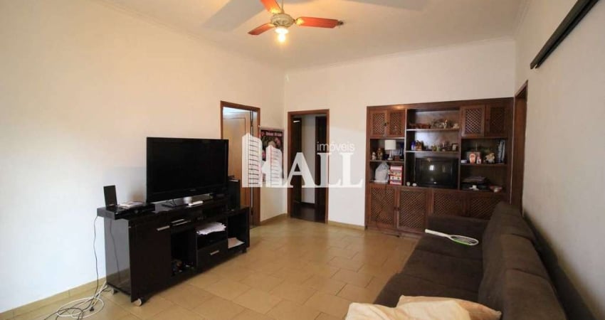 Casa com 4 dorms, Jardim Alto Rio Preto, São José do Rio Preto - R$ 650 mil, Cod: 7425
