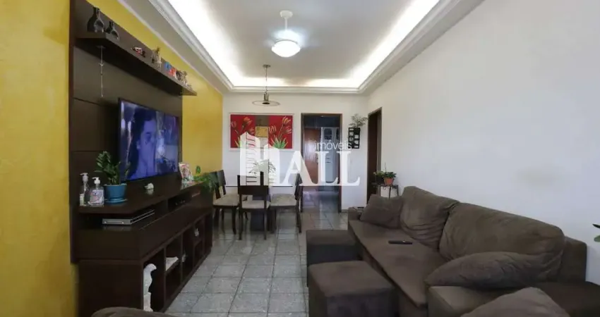 Apartamento com 3 dorms, Jardim Residencial Vetorasso, São José do Rio Preto - R$ 300 mil, Cod: 8105