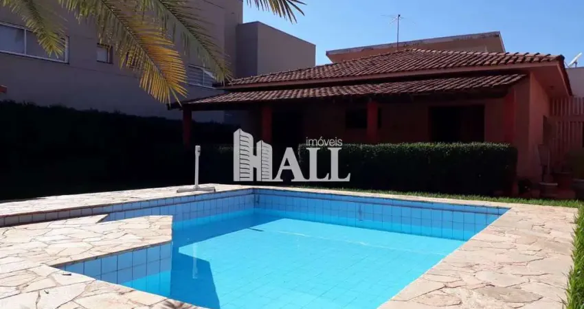 Casa com 3 quartos à venda na Rua Adir Attab, Jardim Redentor, São José do Rio Preto