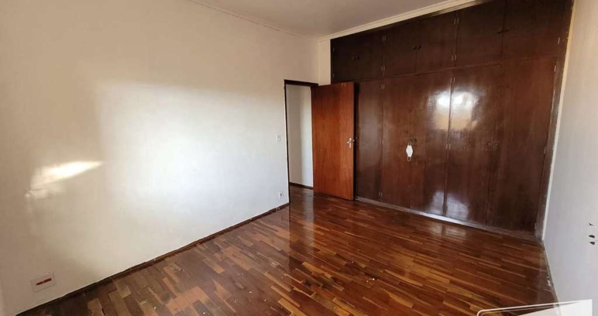 Casa com 3 dorms, Vila Zilda, São José do Rio Preto - R$ 500 mil, Cod: 10657