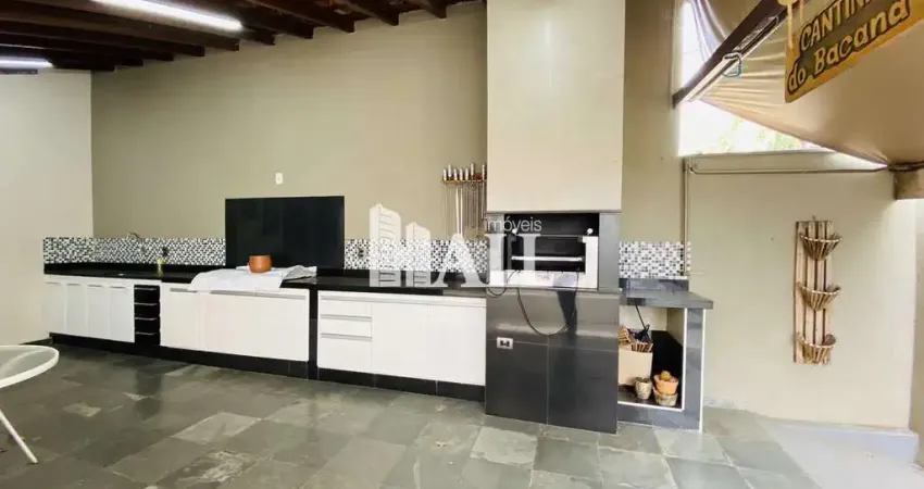 Casa com 3 dorms, Vila Santa Cruz, São José do Rio Preto - R$ 780 mil, Cod: 11453