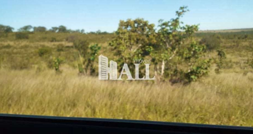 Fazenda com 2 quartos, Centro, Figueirão - R$ 25 mi, Cod: 12081