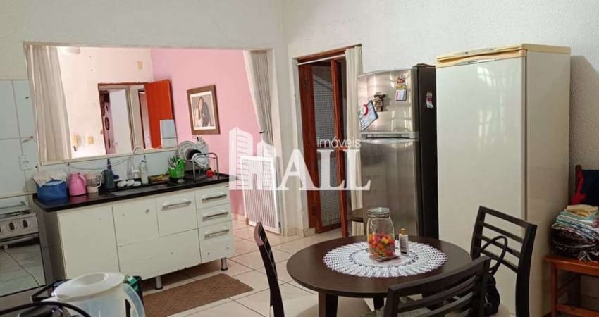 Casa com 3 dorms, Jardim Fuscaldo, São José do Rio Preto - R$ 400 mil, Cod: 15302