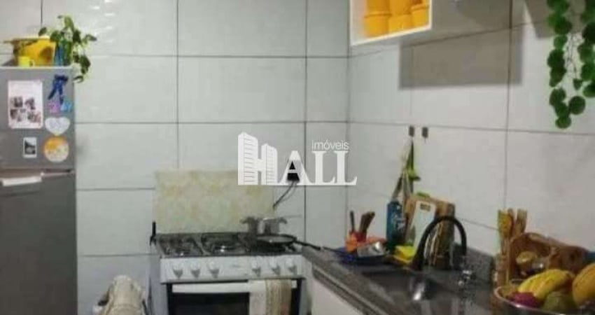 Casa com 3 quartos, Centro, Bady Bassitt - R$ 180 mil, Cod: 15824