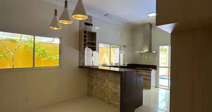 Casa com 3 quartos à venda na Rua Dirce Marques de Freitas, Jardim Menezes, Bady Bassitt