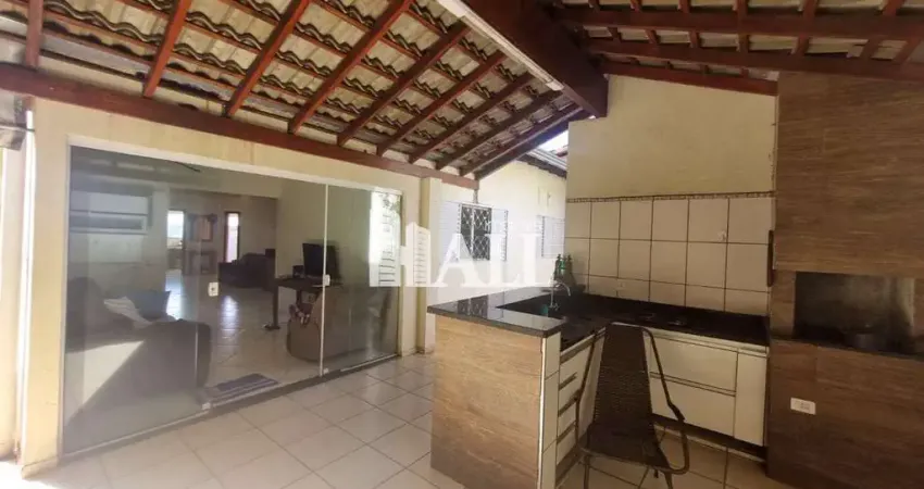 Casa com 3 quartos à venda na Rua Frei Remberto Lessing, Parque São Miguel, São José do Rio Preto