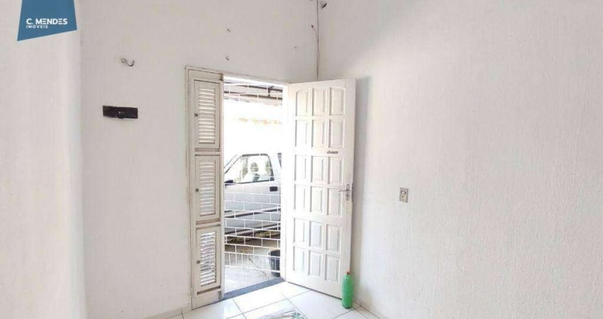 Casa para alugar, 37 m² por R$ 450,00/mês - Jangurussu - Fortaleza/CE
