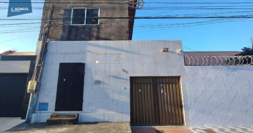 Casa com 4 dormitórios à venda, 200 m² por R$ 450.000,00 - Padre Andrade - Fortaleza/CE