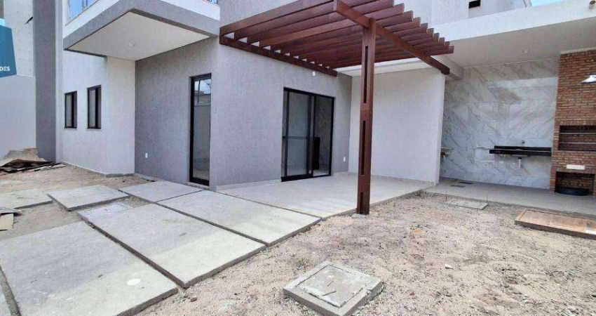 Casa com 4 dormitórios à venda, 123 m² por R$ 639.000,00 - Edson Queiroz - Fortaleza/CE