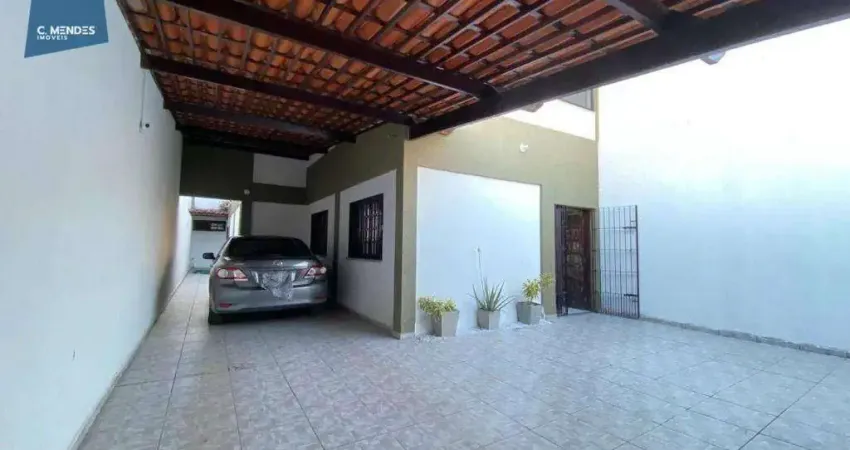 Casa à venda, 211 m² por R$ 795.000,00 - Engenheiro Luciano Cavalcante - Fortaleza/CE