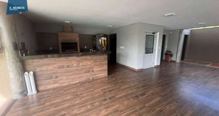 CASA NO EUSÉBIO. EXCELENTE LOCALIZAÇÃO, PROXIMO AO SHOPPING EUSEBIO